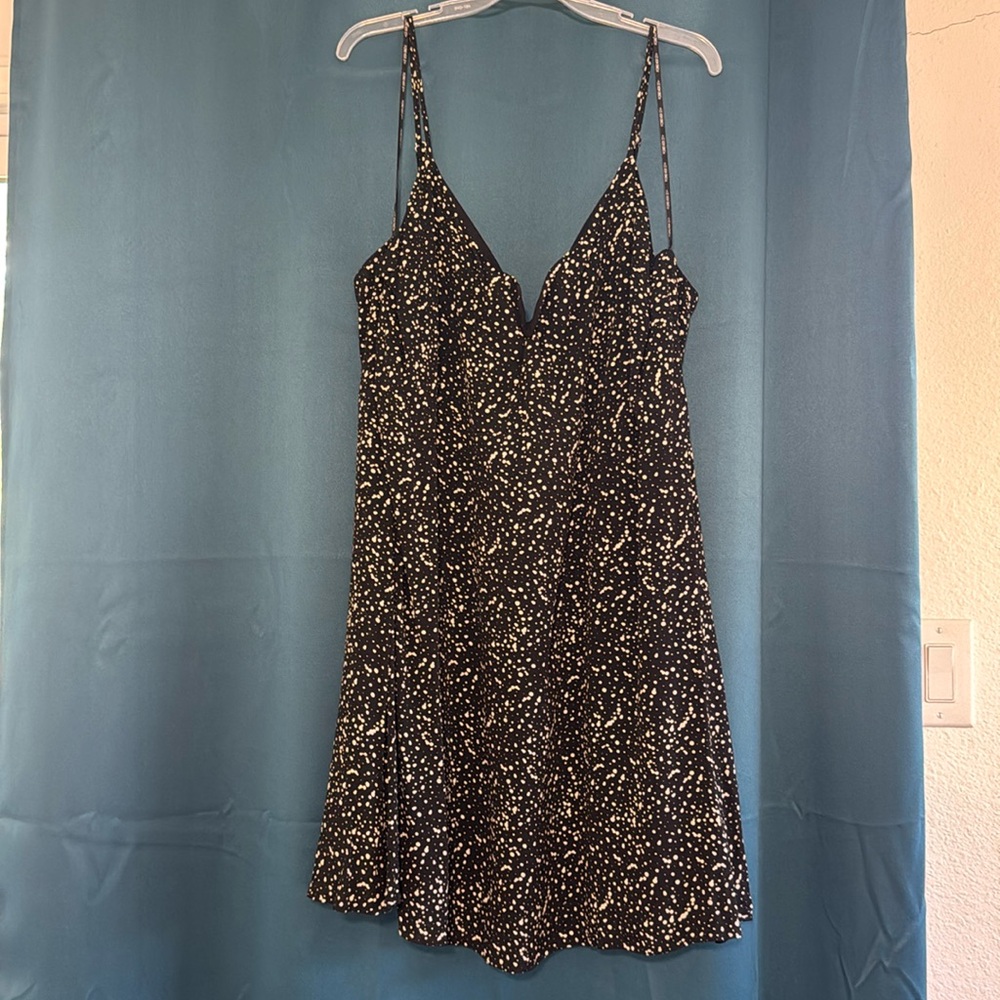 Black and white spotted mini dress Forever 21+